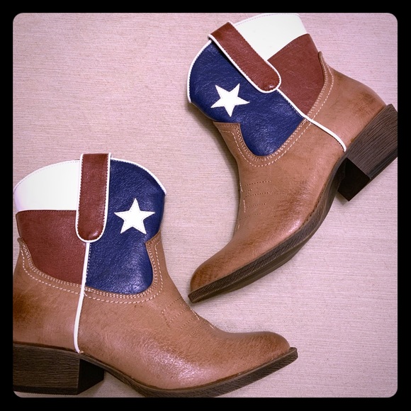 Coconuts by Matisse Shoes - Matisse. Texas Ankle Boots.